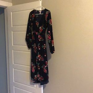 Navy/floral hi-low maternity dress